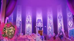 Thronecoming Trailer | Ever After High™