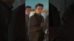 A self-obsessed scientist makes a time loop that threatens the universe.