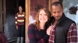 A Snow Globe Christmas - Official Trailer