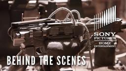 Men in Black: International -  Behind the Scenes Clip - Look Right Here: Weapons