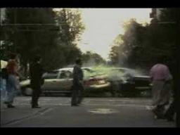 AMORES PERROS - HQ  Trailer ( 2000 )