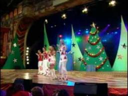 Hi-5 Xmas Concert 2002 - Santa wear your shorts
