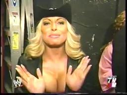 Behind The Scenes Of 'Divas Undressed' (2002)