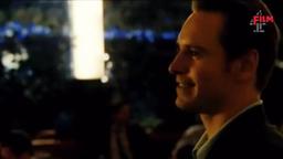 Michael Fassbender in Shame - the club scene