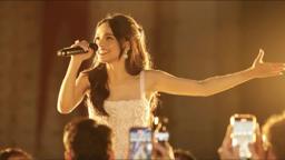 "Waiting On A Wish" Spain Performance