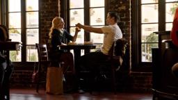 Merry Kissmas - Trailer