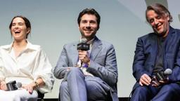 Richard Linklater, Zoey Deutch, Guillaume Marbeck, Aubry Dullin & Michèle Pétin on Nouvelle Vague