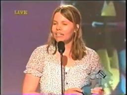 Laura Dunn receives Spirit Award for "The Unforeseen"