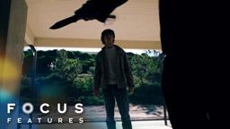 Joseph Gordon-Levitt Is Chased in Rian Johnson's Debut Film