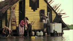 BEASTS OF THE SOUTHERN WILD Clip: "Wasn't No Time For Cryin'"
