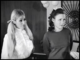 Alice In Acidland  (1969)  - #16 Julia Blackburn, Roger Gentry