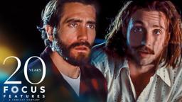 Aaron Taylor-Johnson Confronts Jake Gyllenhaal & Amy Adams by the Road Side