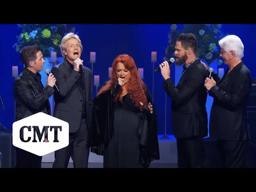 Wynonna, Gaither Vocal Band & Larry Strickland Perform "How Great Thou Art"