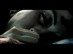 Sola en la Noche / Alone in the Night