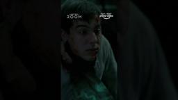 In a distant space colony, a control room opeator must defend against alien attacks. [Dubbed]