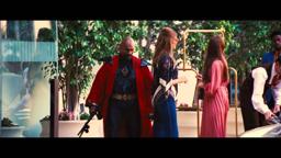 "Hollywood" Featurette