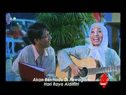 4 MADU - Bermadu dipawagam pada Hari Raya Pertama 2010.