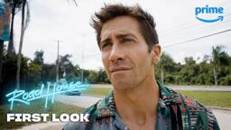 First look at Jake Gyllenhaal as Dalton