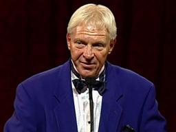 Bobby "The Brain" Heenan recalls the Superstars he managed during his 2004 Hall of Fame Speech